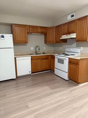 7669 Hunters Ridge Lane, North Charleston, SC 29420