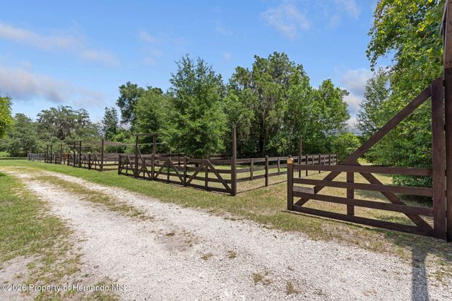 26255 Lambeth Road, Brooksville, FL 34601