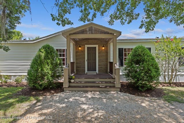 26255 Lambeth Road, Brooksville, FL 34601
