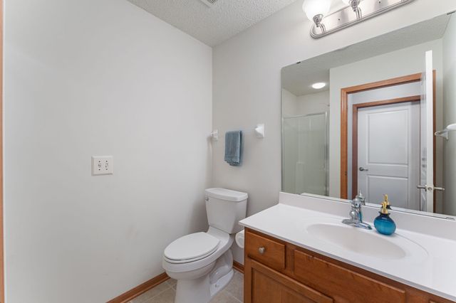 3262 Oak View Drive, Woodbury, MN 55129