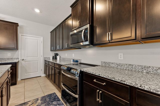 404 158TH STREET E, Bradenton, FL 34212