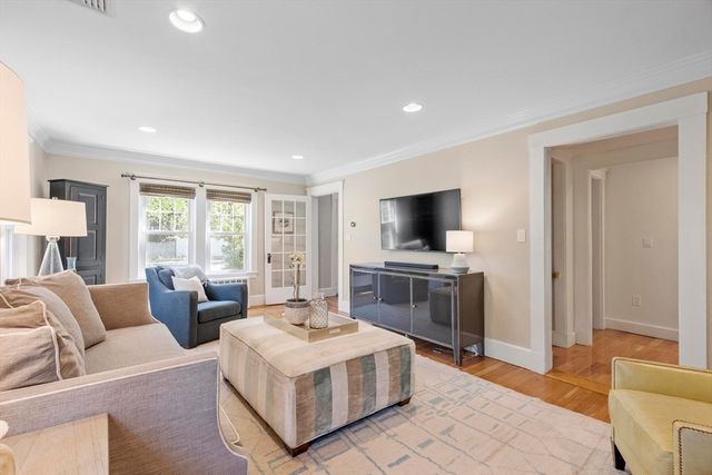 696 Main St, Concord, MA 01742