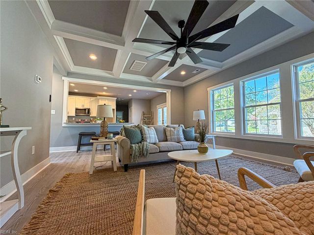 948 Aberdeen LN, Chesapeake, VA 23322