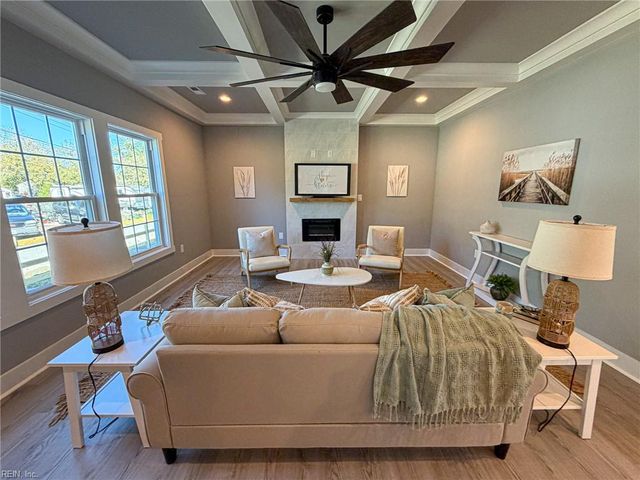 948 Aberdeen LN, Chesapeake, VA 23322