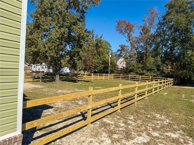 948 Aberdeen LN, Chesapeake, VA 23322