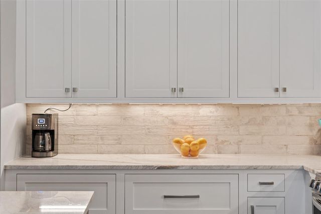 5402 NW 76TH COURT, Ocala, FL 34482