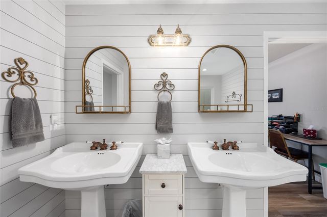 5402 NW 76TH COURT, Ocala, FL 34482