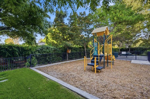 2070 Almaden Road, San Jose, CA 95125