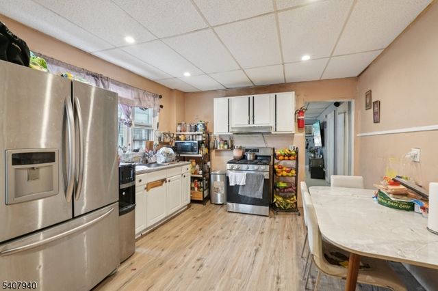 597 E 23Rd St, Paterson City, NJ 07514