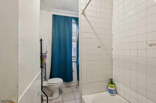 597 E 23Rd St, Paterson City, NJ 07514