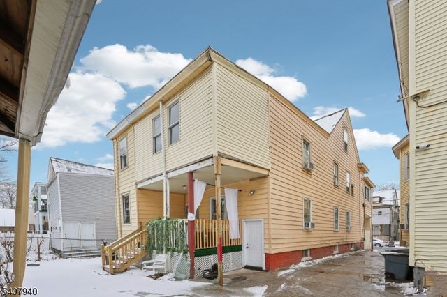 597 E 23Rd St, Paterson City, NJ 07514