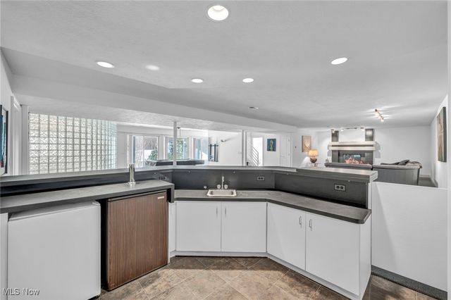 8709 Deer Creek Drive, Broadview Heights, OH 44147