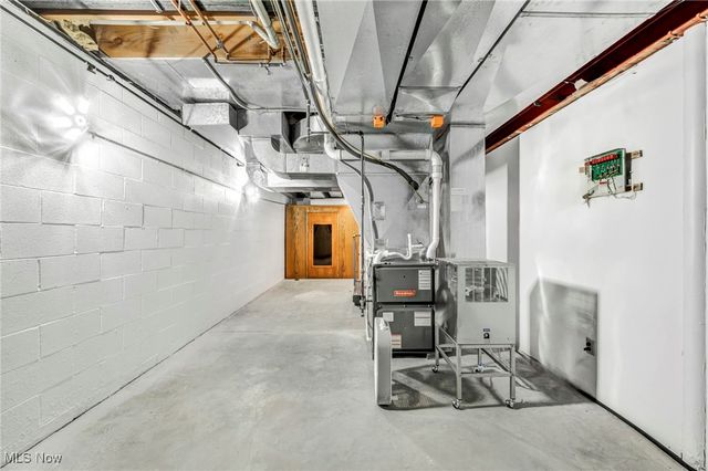 8709 Deer Creek Drive, Broadview Heights, OH 44147