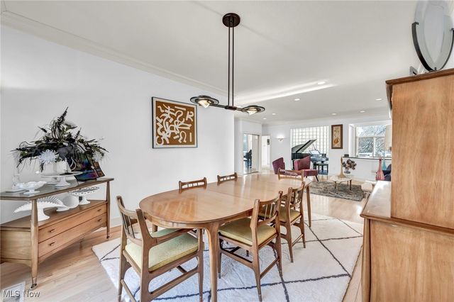 8709 Deer Creek Drive, Broadview Heights, OH 44147