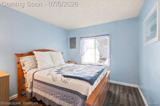 3850 State Road, Fort Gratiot, MI 48059