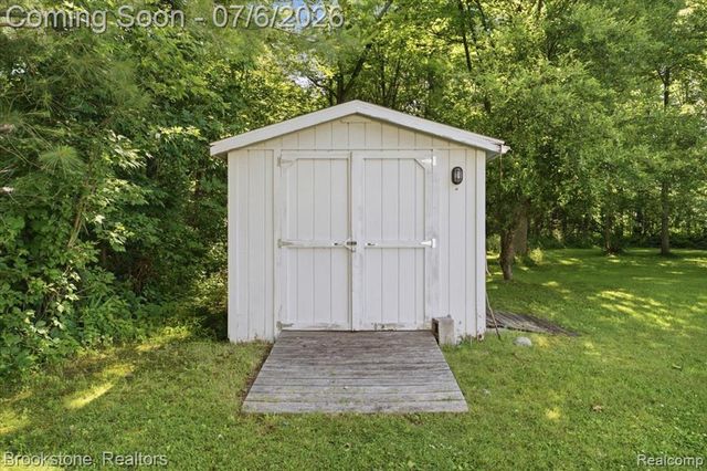 3850 State Road, Fort Gratiot, MI 48059