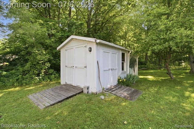 3850 State Road, Fort Gratiot, MI 48059