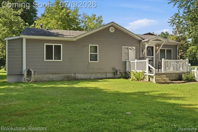 3850 State Road, Fort Gratiot, MI 48059