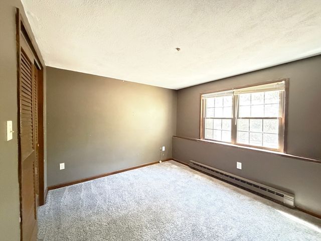 49 Spencer Rd 16H, Boxborough, MA 01719