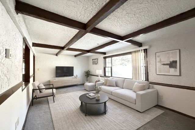 49 Spencer Rd 16H, Boxborough, MA 01719