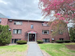 49 Spencer Rd 16H, Boxborough, MA 01719