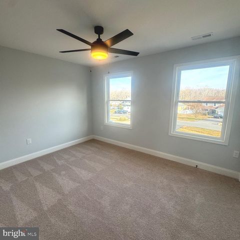 1002 POTOMAC DR, Stafford, VA 22554