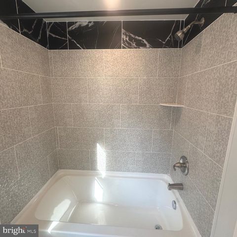 1002 POTOMAC DR, Stafford, VA 22554