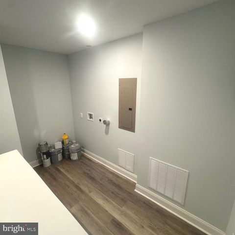 1002 POTOMAC DR, Stafford, VA 22554