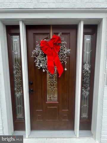 1002 POTOMAC DR, Stafford, VA 22554