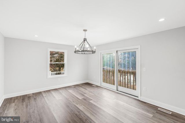 1002 POTOMAC DR, Stafford, VA 22554