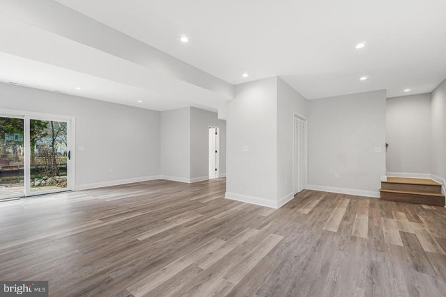 1002 POTOMAC DR, Stafford, VA 22554