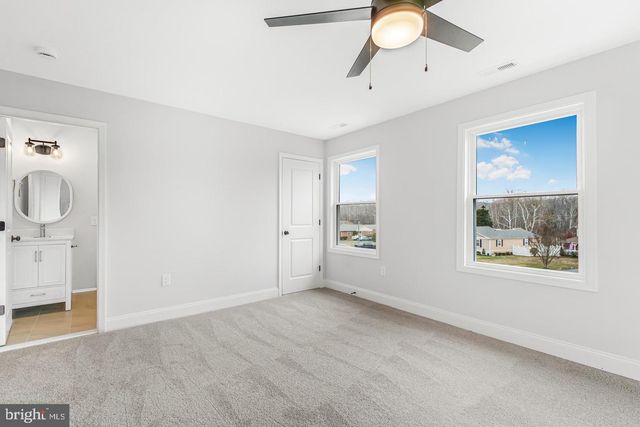 1002 POTOMAC DR, Stafford, VA 22554