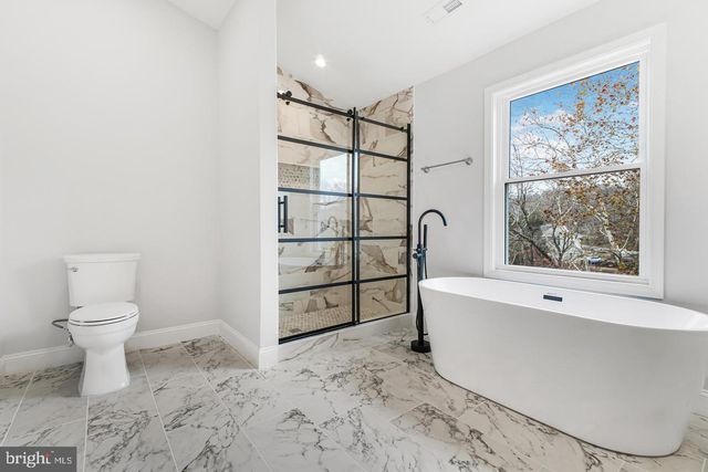 1002 POTOMAC DR, Stafford, VA 22554