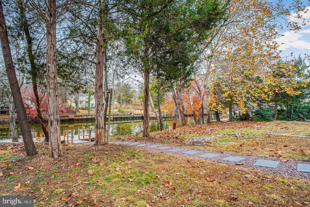 1002 POTOMAC DR, Stafford, VA 22554