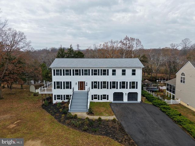 1002 POTOMAC DR, Stafford, VA 22554