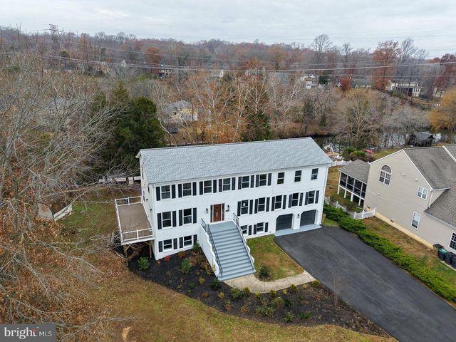 1002 POTOMAC DR, Stafford, VA 22554