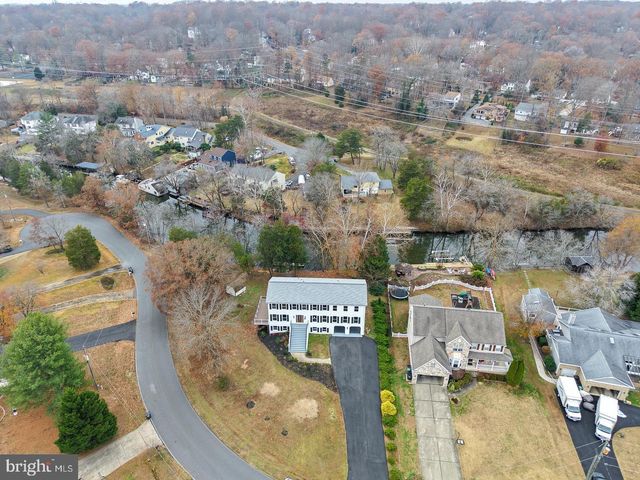 1002 POTOMAC DR, Stafford, VA 22554