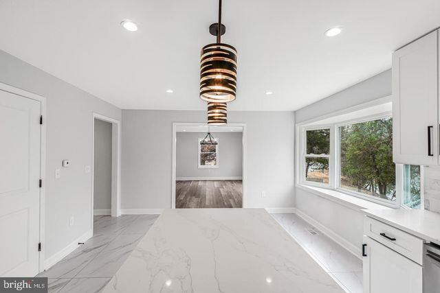 1002 POTOMAC DR, Stafford, VA 22554