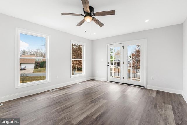 1002 POTOMAC DR, Stafford, VA 22554