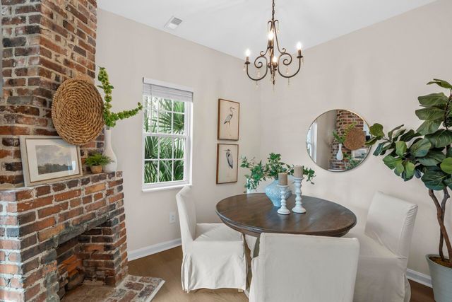 16 B Strawberry Lane, Charleston, SC 29403