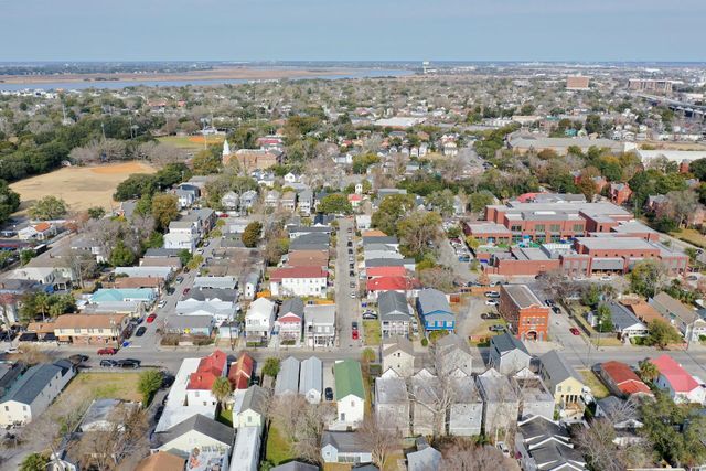 16 B Strawberry Lane, Charleston, SC 29403