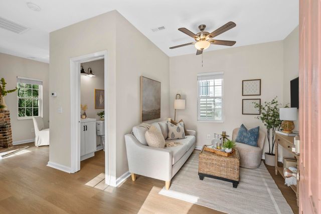 16 B Strawberry Lane, Charleston, SC 29403