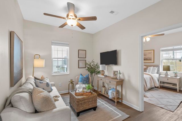 16 B Strawberry Lane, Charleston, SC 29403