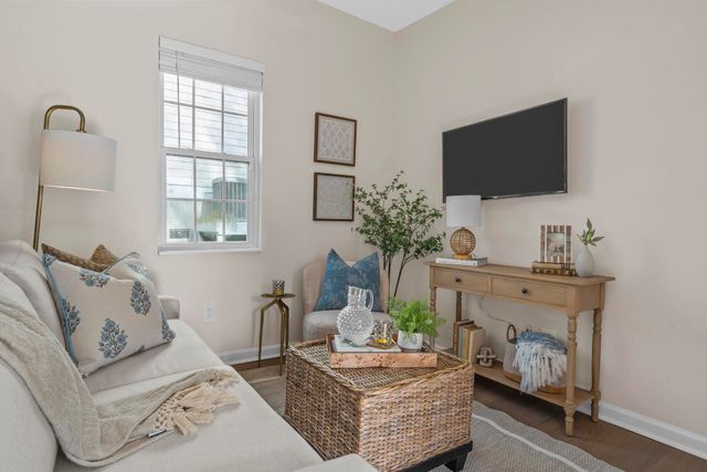 16 B Strawberry Lane, Charleston, SC 29403