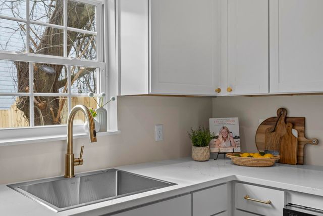 16 B Strawberry Lane, Charleston, SC 29403