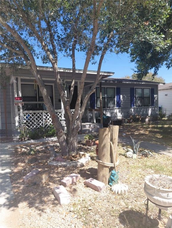 1026 Deforrest St, Corpus Christi, TX 78404 — photo 2
