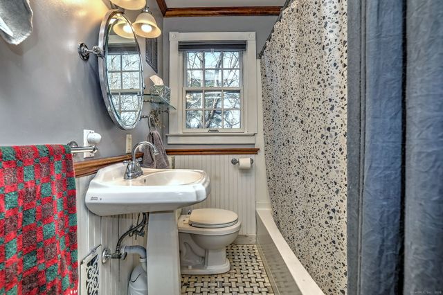 40 Seaview Terrace, Guilford, CT 06437