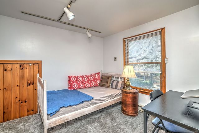 40 Seaview Terrace, Guilford, CT 06437