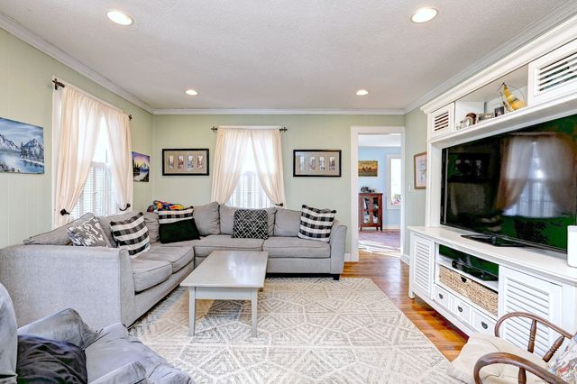 40 Seaview Terrace, Guilford, CT 06437