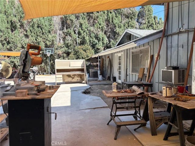 28562 Buena Vista, Highland, CA 92346
